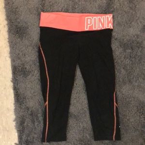 PINK Yoga Crop Leggings